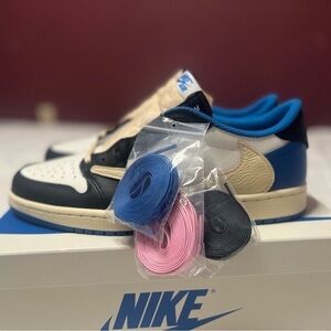 Jordan 1 fragment low size 10 brand new